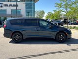 New 2025 Chrysler Pacifica Limited image 4