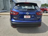 Used 2022 Nissan Rogue Sport SV image 3