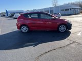Used 2013 Hyundai Accent SE image 2