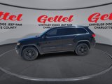 Used 2017 Jeep Grand Cherokee Laredo w/ Quick Order Package 2BE image 4