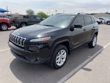 Used 2017 Jeep Cherokee Latitude w/ Comfort/Convenience Group image 4
