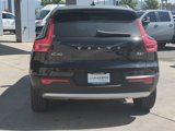 Used 2024 Volvo XC40 B5 Plus image 4