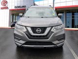Used 2017 Nissan Rogue SV image 3