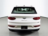 New 2024 Bentley Bentayga Plug-In Hybrid image 6