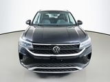 Used 2022 Volkswagen Taos SE image 2