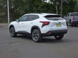 New 2025 Chevrolet Trax RS image 4