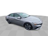 Used 2024 Hyundai Elantra Limited image 2