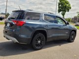 Used 2019 GMC Acadia SLT image 3
