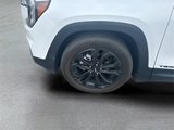 Used 2022 GMC Terrain SLE w/ Driver Convenience Package image 4