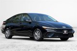 New 2025 Hyundai Elantra SE image 2