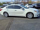 Used 2017 Nissan Altima 2.5 S w/ Power Driver Seat Package image 2