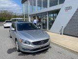 Used 2017 Volvo V60 T5 Premier w/ Convenience Package image 2