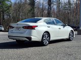 Used 2022 Nissan Altima 2.5 SV image 3