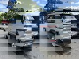 Used 2024 Jeep Grand Cherokee L Laredo image 3