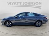 New 2025 Hyundai Elantra SEL image 2
