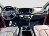 New 2025 Chrysler Pacifica Select image 3