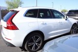 Used 2021 Volvo XC60 T5 Momentum w/ Premium Package image 3