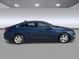 Used 2022 Chevrolet Malibu LT image 2