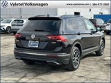 Used 2021 Volkswagen Tiguan SE w/ Panoramic Sunroof Package image 3