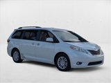 Used 2015 Toyota Sienna XLE Premium image 3
