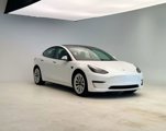 Used 2022 Tesla Model 3 Standard Range image 2