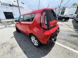 Used 2016 Kia Soul + image 2