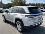 New 2025 Jeep Grand Cherokee Laredo image 5