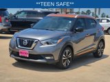 Used 2018 Nissan Kicks SR image 3