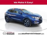 Used 2020 Nissan Rogue Sport SL image 1