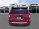 Used 2013 Chrysler Town & Country Limited image 4
