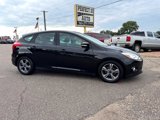 Used 2014 Ford Focus SE w/ SE Sport Package image 3