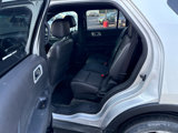 Used 2015 Ford Explorer XLT w/ Equipment Group 202A image 5