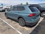 Used 2020 Volkswagen Tiguan SE w/ Panoramic Sunroof Package image 3