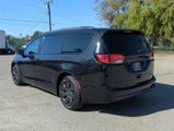 Used 2019 Chrysler Pacifica Limited w/ Advanced Safetytec Group image 3