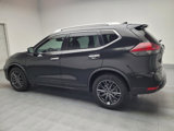 Used 2019 Nissan Rogue SV image 3