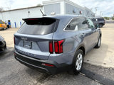 Used 2022 Kia Sorento LX image 3