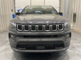 Used 2024 Jeep Compass Latitude image 2