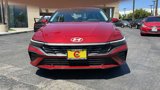 Certified 2025 Hyundai Elantra SE image 3