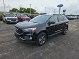 Used 2022 Ford Edge SEL w/ Sport Appearance Package image 3