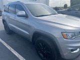 Used 2020 Jeep Grand Cherokee Laredo w/ Laredo X Package image 3