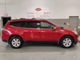 Used 2014 Chevrolet Traverse LT image 2