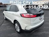 Used 2022 Ford Edge Titanium image 3