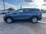 Used 2024 GMC Terrain SLE image 2