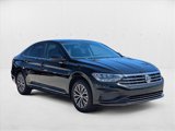 Used 2019 Volkswagen Jetta SE w/ Cold Weather Package image 3