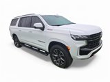 Used 2023 Chevrolet Suburban Z71 w/ Luxury Package image 2