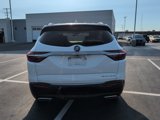 Used 2018 Buick Enclave Essence image 5