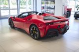 Used 2023 Ferrari SF90 Spider image 3