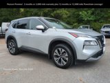 Used 2023 Nissan Rogue SV image 2