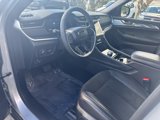Used 2023 Jeep Grand Cherokee Altitude image 3