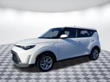 Used 2023 Kia Soul LX w/ LX Technology Package image 3